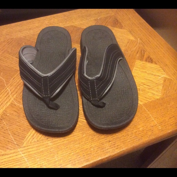 Men’s size 10/12 black flip flops - Picture 6 of 6